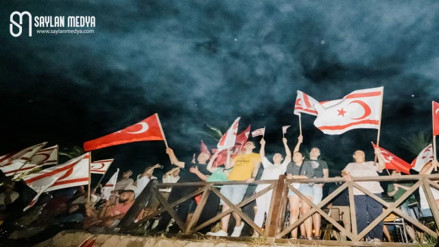 Şafak Nöbeti, her zamanki heyecanla tutuldu