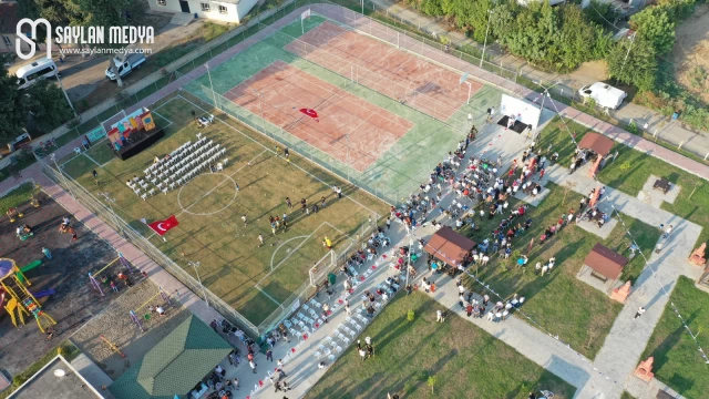 Akif Kemal Akay, Yalmanlı mahallesinde spor tesisi açılışında konuştu