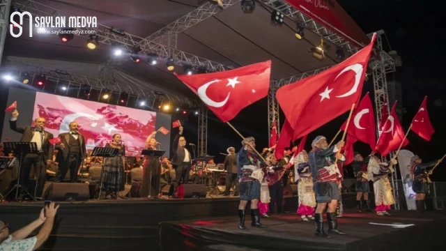 Mersin’de 30 Ağustos coşkusu