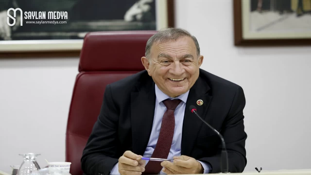 Seyhan Belediyesi’nin öğrencilere yönelik eğitim yardımı hesaplara yatırıldı