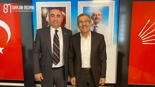 Turgut Yastı, CHP Adana İl Başkanlığı ziyaretiyle seçim çalışmalarına başladı