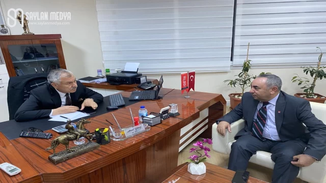 CHP Adana Milletvekili Aday Adayı Turgut Yastı, Zeydan Karalar ile görüştü