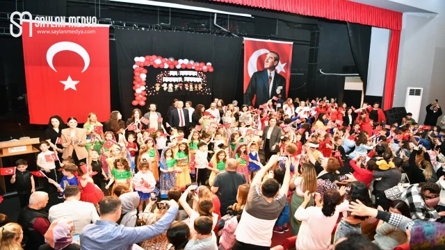 Çukurova Belediyesi 23 Nisan etkinliklerini sürdürmeye devam ediyor