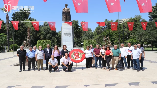 Basını ekonomik ve siyasi sansürle kuşatılan milletler, prangaların gölgesinde yaşar