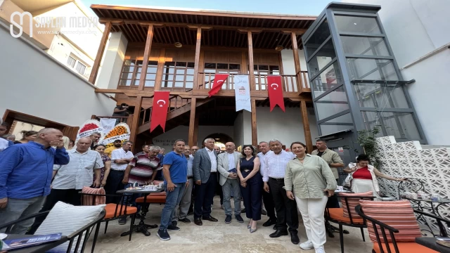 Bülent Ecevit Müzesi ve Meyan Botanik Kafe açıldı