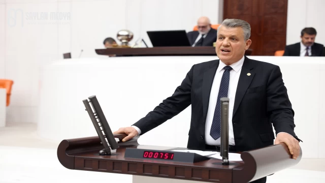 Ayhan Barut, kanser gerçeğini Meclis gündemine taşıdı