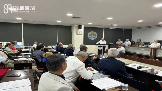 Başkan Saadettin Aslan, Büyükşehir Meclisinde 'Zor Sorular' Sordu