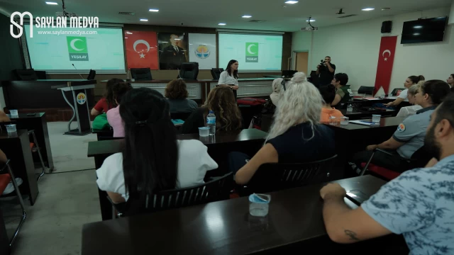 Büyükşehir ve Yeşilay iş birliğiyle Teknoloji Bağımlılığı Semineri düzenlendi