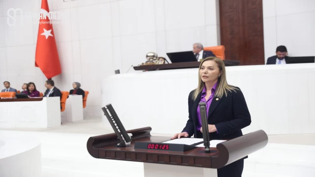 MHP Adana Milletvekili Ayşe Sibel Ersoy, “Atatürk’e teşekkürü borç biliyorum!”