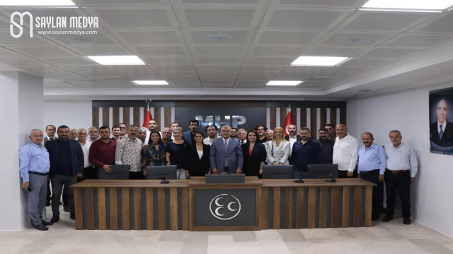 MHP Adana, yerel seçim hazırlıklarını ve depremzede vatandaşların barınma şartlarını görüştü