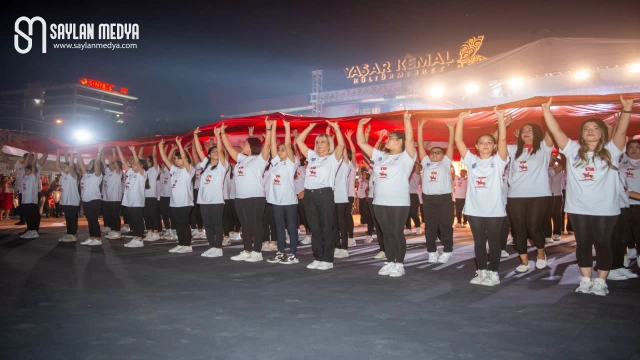 Seyhan Belediyesi’nin “7’den 70’e Geçmişten 100”e etkinliğinde renkli görüntüler yaşandı