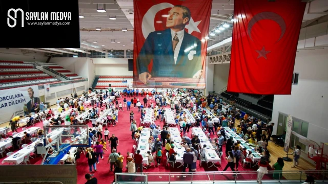 18 ilden 400 satranç sporcusu Adana’da yarıştı