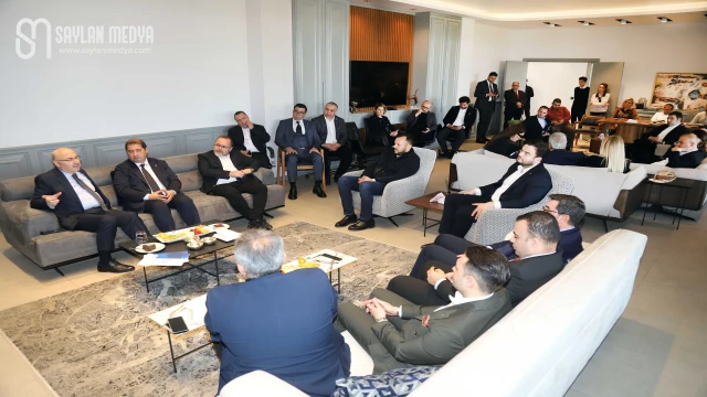 Vali Köşger Çukurova GİAD’da