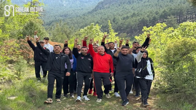 Adana Ülkü Ocakları Toroslara Çıktı