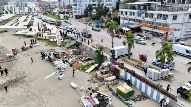 İyi Parti'den, Adana'da yapılan yıkımlarla ilgili farklı bir bakış ve çağrı