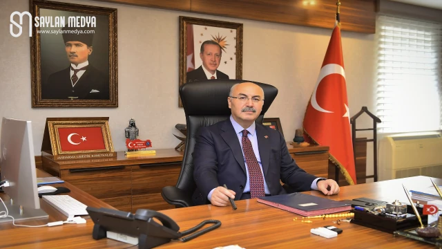 Adana Valisi Yavuz Selim Köşger'den 30 Ağustos Zafer Bayramı mesajı