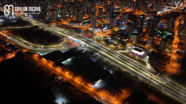 Öğretmenler Bulvarı Otoban Bağlantısı Köprülü Kavşağı trafiğe açıldı 
