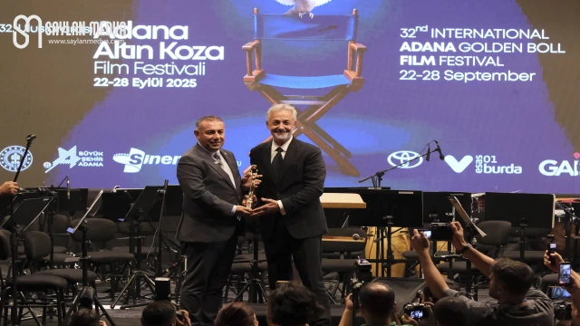 Altın Koza Onur Ödülleri Mehmet Aslantuğ ve Meral Orhonsay’ın