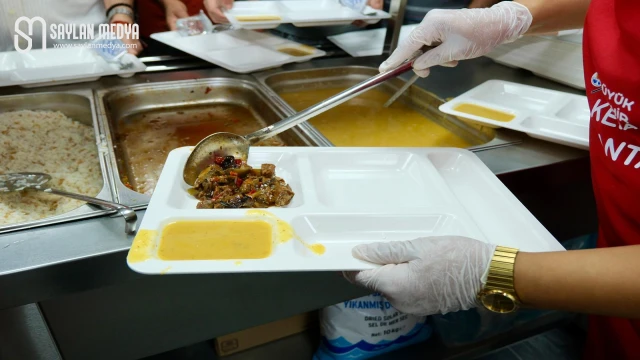 Adana Büyükşehir Belediyesi Kent Lokantası, Güzelyalı Mahallesi’nde açıldı