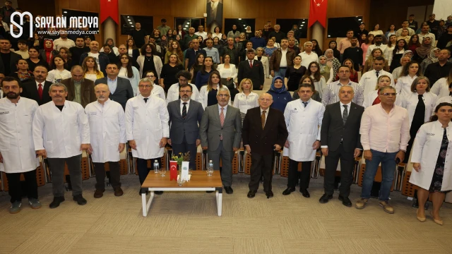 Çukurova Üniversitesi Diş Hekimliği Fakültesinde Beyaz Önlük ve 25. Yıl Mezuniyet Seremonisi Düzenlendi