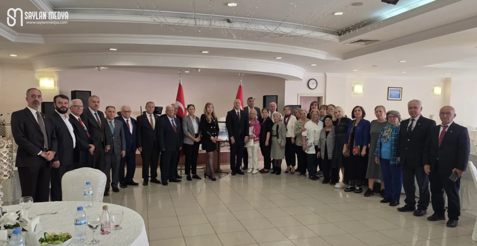 Vefada kenetlendiler