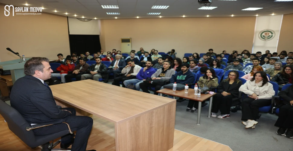 Rektör Beriş öğrencilerle buluşmaya devam ediyor