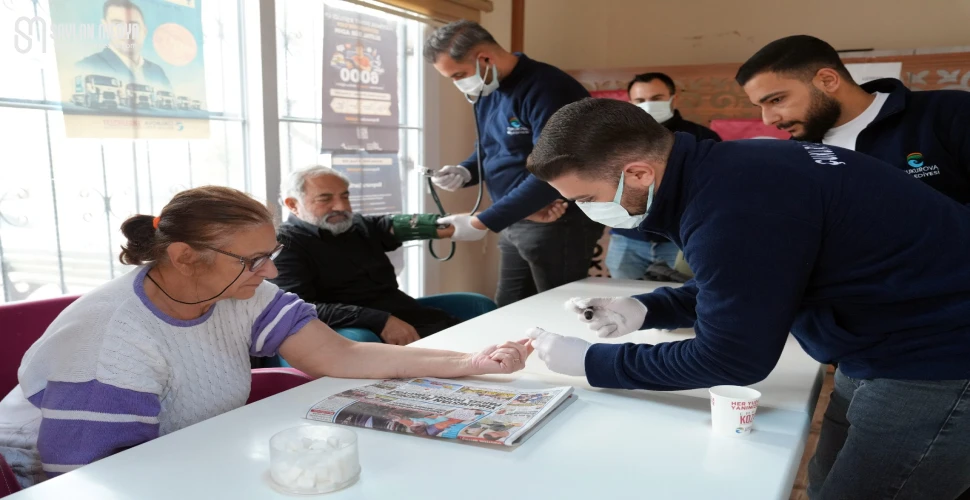 Çukurova Belediyesi, emekli dinlenme evlerinde sağlık taraması yapıyor