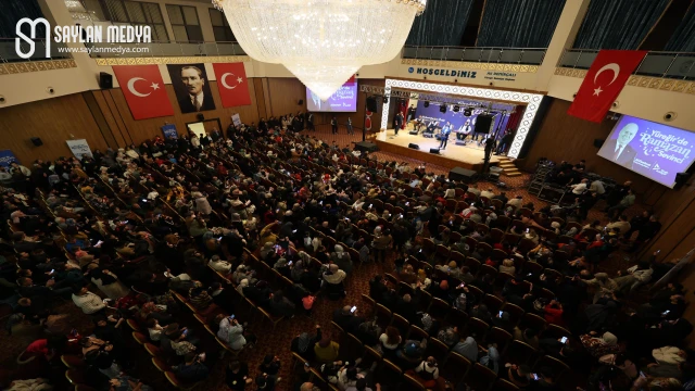 Abdurrahman Önül, Atatürk Kültür Merkezi’nde Adanalılarla buluştu