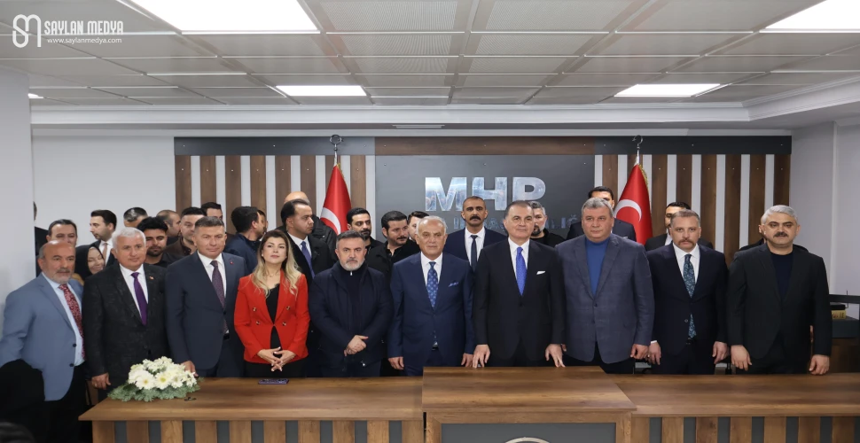 MHP Adana İl Başkanlığı'nda tarihî bayramlaşma!
