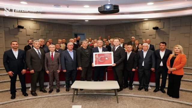 Muhtarlar, Vali Yavuz’a nezaket ziyaretinde bulundu