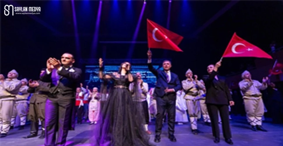 “Uyan Memet” Çanakkale ruhunu sahneye taşıdı