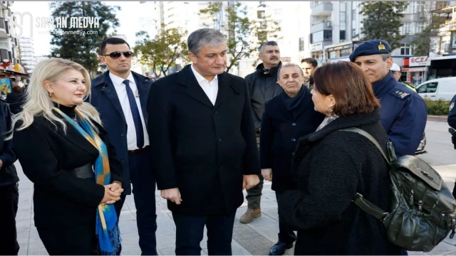 VALİ SAYIN MUSTAFA YAVUZ'DAN ŞEHİTLER BULVARI'NDA ESNAF ZİYARETİ