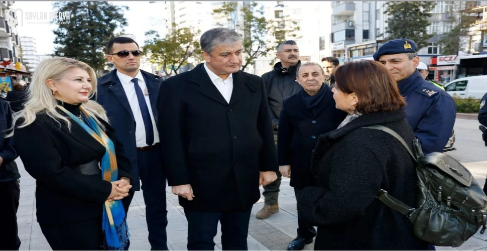 VALİ SAYIN MUSTAFA YAVUZ'DAN ŞEHİTLER BULVARI'NDA ESNAF ZİYARETİ