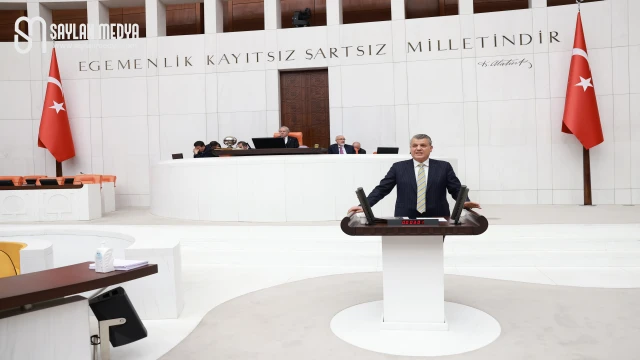 Ayhan Barut: Çocuklarımızı ve geleceğimizi savunuyoruz