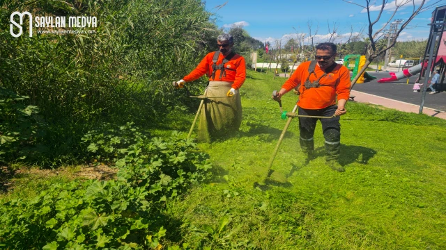 ÇUKUROVA BELEDİYESİ’NDEN PARK VE YEŞİL ALANLARDA YOĞUN MESAİ