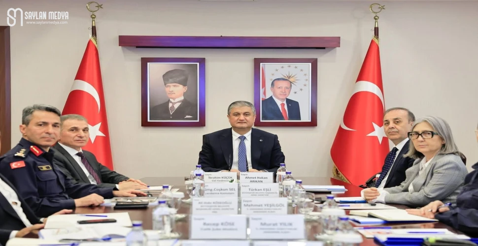 İl Trafik Yürütme Kurulu Toplantısı, Vali Yavuz’un başkanlığında gerçekleştirildi