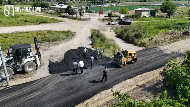 Ceyhan Belediyesi Asfalt Çalışmalarını Hızlandırdı