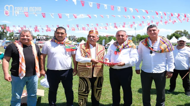 Salbaş Karakucak Güreşleri renkli ve heyecanlı görüntülere sahne oldu