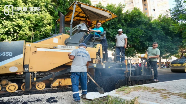 BAŞKAN KOZAY ASFALT ÇALIŞMALARINI YERİNDE İNCELEDİ