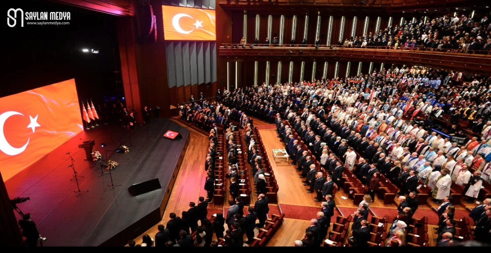 Çukurova Üniversitesine YÖK Üstün Başarı Ödülü
