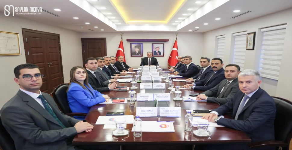 Vali Yavuz, kaymakamlarla bir araya geldi