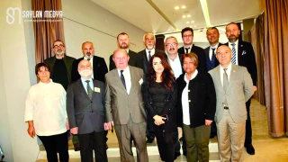 Esendemir: Gazetecilik; çok yönlü kuşatma altında