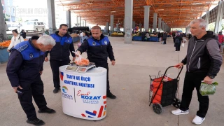 ÇUKUROVA BELEDİYESİ’NDEN PAZARLARDA SIKI DENETİM