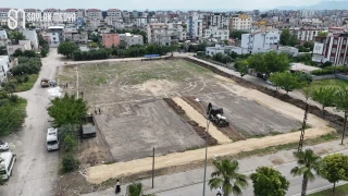 Ceyhan Belediyesi İstiklal Kent Meydanı Projesinde çalışmaları başlattı